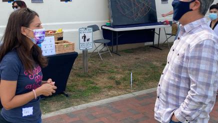 Asm. Muratsuchi speaking with constituent