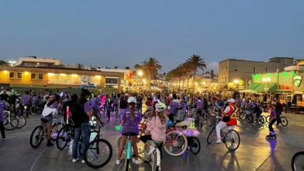 Assemblymember Muratsuchi and others on bikes at night