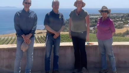 Asm. Muratsuchi with conservancy members