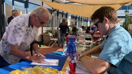 A Senior constituent signs into the event. 