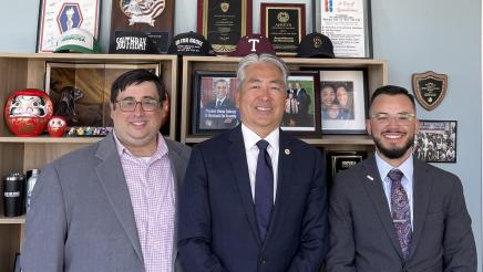 Asm. Muratsuchi with American Honda Motor representatives