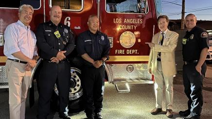 Asm. Muratsuchi and Mayor Barry Waite with firefighters in front of fire engine