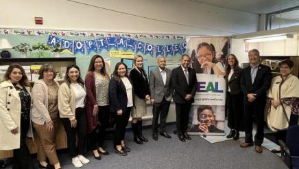 Asm. Muratsuchi and SEAL staffers posing for photo in classroom