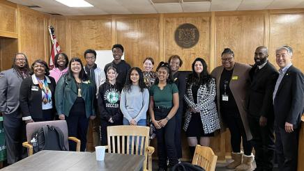 Asm. Muratsuchi with Dorsey High School students and staff