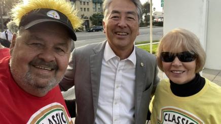 Asm. Muratsuchi with two attendees in costume